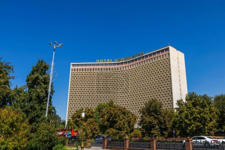 Photo for Tashkent, Uzbekistan - August 15, 2023: Central hotel and landmark "Hotel Uzbekistan" located on the central square named after Amir Temur. - Royalty Free Image