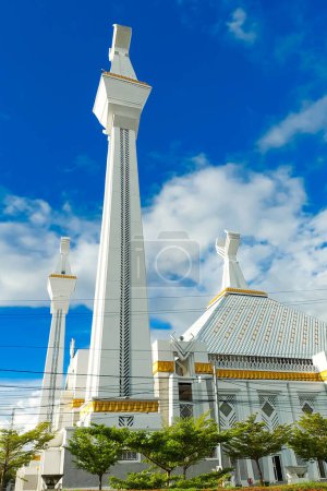 View of the Sheikh Yusuf Gowa Park and Mosque, South Sulawesi, Indonesia