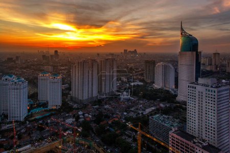Téléchargez les photos : Jakarta est officiellement la capitale spéciale de Jakarta, capitale de l'Indonésie. Jakarta est le centre économique, culturel et politique de l'Indonésie. 22 05 2023 - en image libre de droit