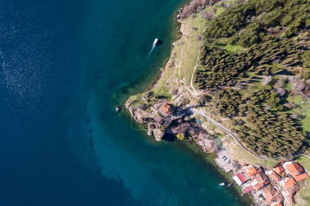 Vista aérea de la iglesia en Ohrid en Macedonia del Norte