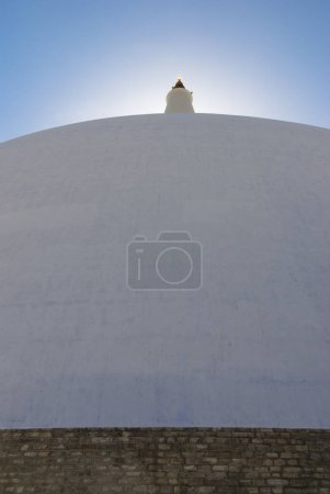 Téléchargez les photos : Ruwanwelisaya maha stupa, monument bouddhiste, Anuradhapura, Sri Lanka - en image libre de droit