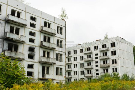Téléchargez les photos : Caserne soviétique abandonnée, Milovice, République tchèque - en image libre de droit