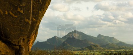 Foto de Una vista desde la roca Sigiriya, Sri Lanka - Imagen libre de derechos