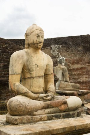 Téléchargez les photos : Statues de Bouddha à Vatadage, Polonnaruwa, Sri Lanka - en image libre de droit