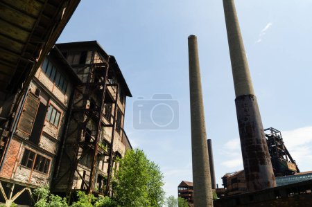 Téléchargez les photos : Bâtiments abandonnés dans la zone industrielle de Dolni Vitkovice, Ostrava, République tchèque - en image libre de droit