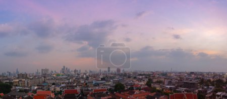 Téléchargez les photos : Vue aérienne de Bangkok au coucher du soleil - en image libre de droit