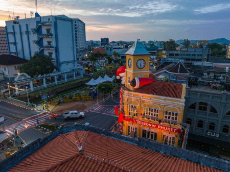 Foto de Phuket,Thailand-December,31,2023: celebrations events in Phuket Town to attract tourists.Aerial view the ancient building that are beautiful - Imagen libre de derechos