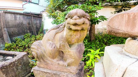Le sanctuaire Michizuka, situé à Shin-Kamata, Ota-ku, Tokyo, JaponDozuka Village est situé dans le sud du district, au bout de la rivière Tama, le long de la route Kamakura, et il y avait un monticule appelé Kotorizuka https : / / youtu.be / HNOmZ2sF5SQ