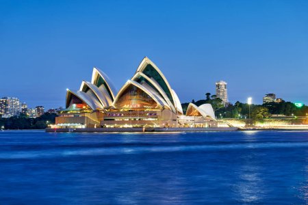 Téléchargez les photos : Sydney. Nouvelle-Galles du Sud. L'Australie. L'Opéra au coucher du soleil - Date : 22 - 08 - 2023 - en image libre de droit