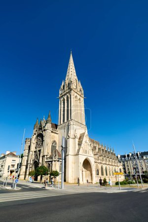 Foto de Caen Normandía Francia. Iglesia de San Pedro - Fecha: 08 - 08 - 2023 - Imagen libre de derechos