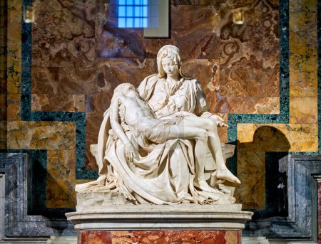Foto de Roma Lazio Italia. Basílica de San Pedro en la Plaza de San Pedro. La Pieta 'de Miguel Ángel - Fecha: 05 - 11 - 2023 - Imagen libre de derechos