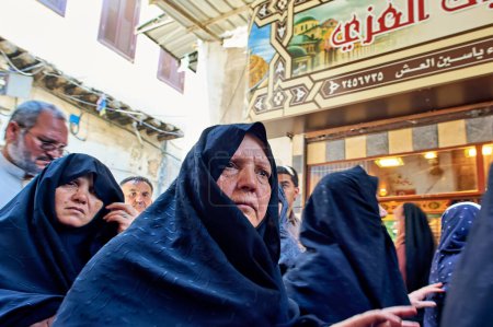 Téléchargez les photos : La Syrie. Damas. Femmes voilées à Al-Hamidiyah Souq - Date : 26 - 06 - 2023 - en image libre de droit