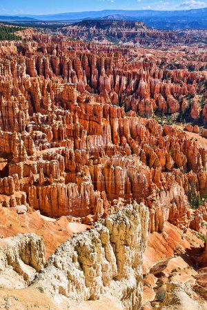 Foto de Mirador del Punto de Inspiración en el Parque Nacional Bryce Canyon. Utah USA - Fecha: 18 - 08 - 2023 - Imagen libre de derechos