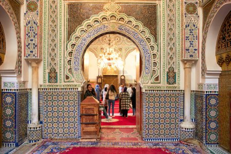 Téléchargez les photos : Maroc Fès. Mosquée Almawla Zaouia Moulay Idriss II - Date : 30 - 04 - 2023 - en image libre de droit