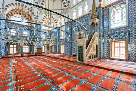 Foto de Estambul Turquía. Mezquita Rustem Pasha - Fecha: 30 - 04 - 2023 - Imagen libre de derechos