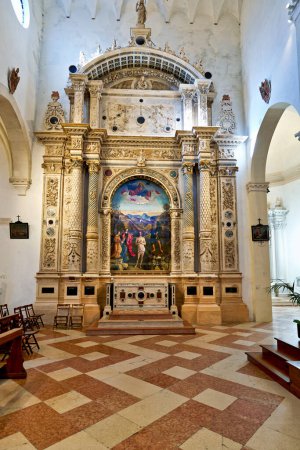 Foto de Vicenza, Véneto, Italia. Santa Corona es una iglesia católica de estilo gótico - Fecha: 23 - 03 - 2023 - Imagen libre de derechos