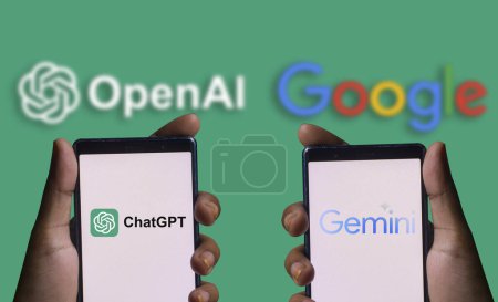 Foto per Dhaka, Bangladesh - 22 dicembre 2023: Google ha annunciato un nuovo modello di AI chiamato Gemini per competere con OpenAI ChatGPT. Sundar Pichai CEO di Google dice: E 'l'era Gemelli. Gemelli è l'ultima grande lingua - Immagine Royalty Free