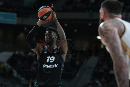Photo for Fall Youssoupha   of LDLC Asvel Villeurbanne during the Turkish Airlines EuroLeague  match between Real Madrid and LDLC Asvel  at WiZink  on February 01, 2024 in Madrid, Spain. - Royalty Free Image