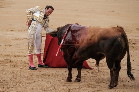 Foto de El torero Antonio Ferrera durante la corrida de toros de Corrida Toros de Domingo de Ramos Toros en la Plaza de las Ventas de Madrid marzo 24 2024 España - Imagen libre de derechos