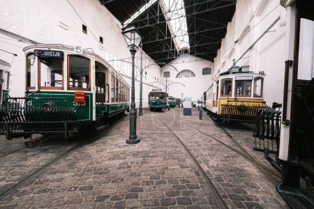 Foto de Museo del Tranvía de Porto. Museu do Carro Elctrico. Antigua estación eléctrica que alberga un museo dedicado a la historia de los tranvías en Oporto. 2 abril 2024 Portugal - Imagen libre de derechos