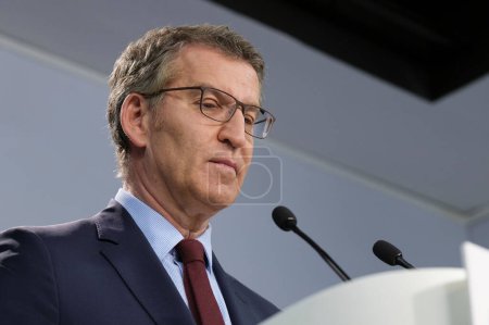 Photo for Leader  Partido Popular (People's Party) Alberto Nunez Feijoo addresses a press conference at the party's headquarters in Madrid, on April 25, 2024 spain - Royalty Free Image