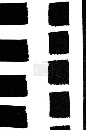 Un trait de pinceau abstrait noir et blanc Lines Pen peint sur papier blanc.
