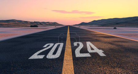 Foto de Calle vacía con el nuevo año 2024 escrito en la carretera - concepto de fijar objetivos para el próximo año - Imagen libre de derechos