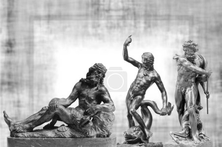 Darstellung authentischer Statuen des antiken Roms Neptun Gott des Meeres und der Erdbeben