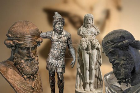 Darstellung authentischer Statuen des antiken Roms des Pluto-Königs der Unterwelt aus Metallen und Edelsteinen 