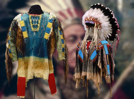 Foto de Arte Nativo Americano - La ropa muy especial y colorida de la tradición Nativo Americana - Imagen libre de derechos