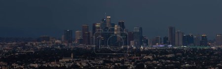 Téléchargez les photos : Los Angeles skyline vue de Baldwin Hills - en image libre de droit
