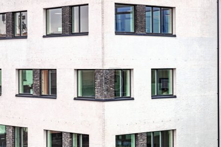 Téléchargez les photos : Immeuble de bureaux moderne à Copenhague, Danemark - en image libre de droit