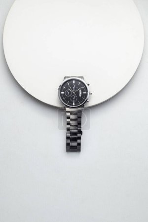 Foto de Reloj de pulsera con fondo blanco - Imagen libre de derechos