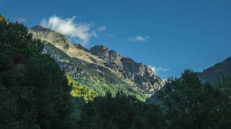 Téléchargez les photos : Boi, vallée d'Aran, Espagne, Europe, forêts, rivières, cascades, montagnes. Photo de haute qualité - en image libre de droit