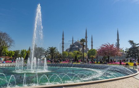Foto de Mezquita Azul - La mezquita más importante de Estambul. Foto de alta calidad - Imagen libre de derechos