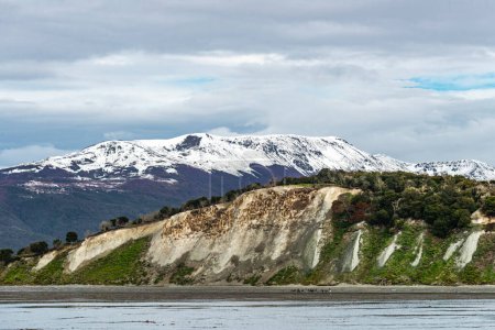 Foto de Navegando a través del Canal Beagle, en el extremo sur de América del Sur, Argentina y Chile. Foto de alta calidad - Imagen libre de derechos