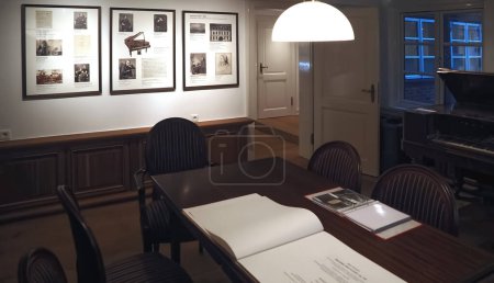 Téléchargez les photos : Musée Johannes Brahms à Hambourg en Allemagne - en image libre de droit