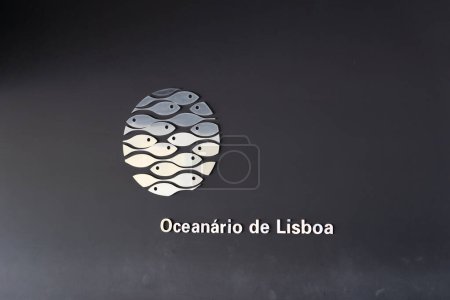 Téléchargez les photos : PORTUGAL, LISBON 12 December 2022: Lisbon Oceanarium logo on a black wall. Mid shot - en image libre de droit
