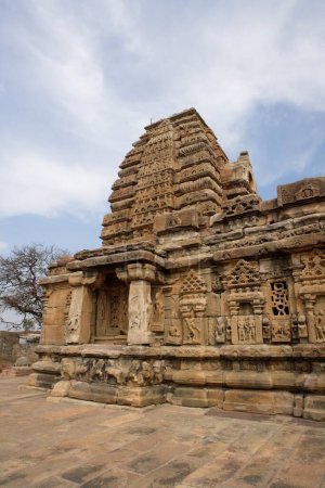 Foto de Talla en la pared del templo de Papanatha, Pattadakal, Patrimonio de la Humanidad de la UNESCO, Chalukya, District Bagalkot, Deccan plateau, Karnataka, India - Imagen libre de derechos