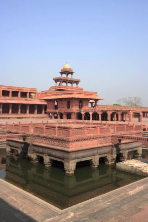 Foto de Anup Talao en Fatehpur Sikri construido durante la segunda mitad del siglo XVI, Agra, Uttar Pradesh, India Patrimonio de la Humanidad por la UNESCO - Imagen libre de derechos