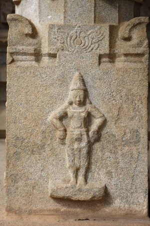 Téléchargez les photos : Statues au Temple Ramchandra, Hazara Rama, Hampi, Vijayanagara, site du patrimoine mondial de l'UNESCO, Bellary, État du Karnataka, Inde - en image libre de droit