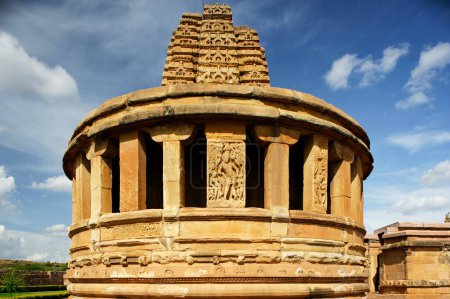 Téléchargez les photos : Temple Durga 7ème siècle, Aihole, Karnataka, Inde Héritage - en image libre de droit