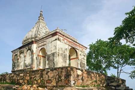 Téléchargez les photos : Temple Shree Digamber Jain, Rajgir, Bihar, Inde - en image libre de droit