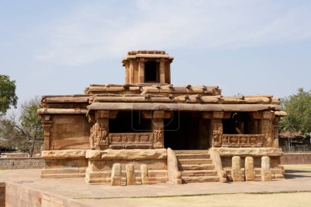 Foto de Templo Ladkhan, Aihole, principios del oeste de Chalukya, Distrito Bagalkot, Karnataka, India - Imagen libre de derechos
