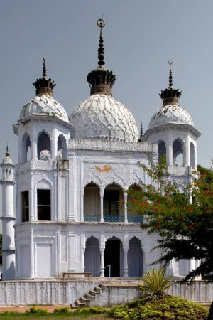 Téléchargez les photos : Inside Chotta Imambara, Hussainabad Imambara, Lucknow, Uttar Pradesh, Inde - en image libre de droit