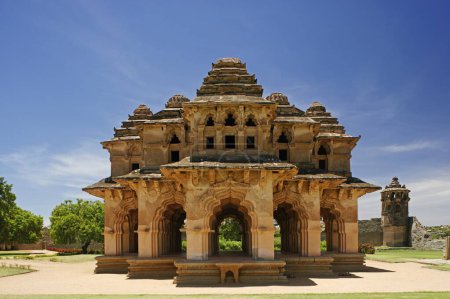 Téléchargez les photos : Lotus Mahal, Hampi, Vijayanagar, Dist Bellary, Karnataka, Inde Patrimoine mondial de l'UNESCO - en image libre de droit