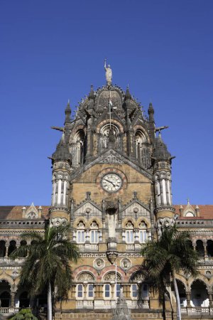 Foto de Chhatrapati Shivaji Terminus anteriormente Victoria Terminus, Bombay Mumbai, Maharashtra, India Patrimonio de la Humanidad por la UNESCO - Imagen libre de derechos