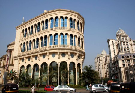 Téléchargez les photos : Bâtiment commercial, Complexe Hiranandani, Powai, Bombay Mumbai, Maharashtra, Inde - en image libre de droit
