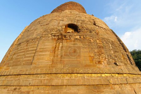 Dhamekh stupa Fifth century A.D. Sarnath near Varanasi , Uttar Pradesh , India