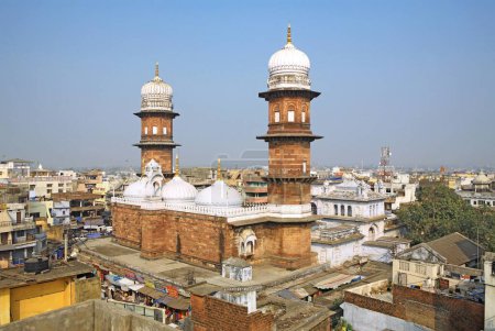 Téléchargez les photos : Jama Masjid construit en 1837 par Qudsia Begum, Bhopal, Madhya Pradesh, Inde - en image libre de droit
